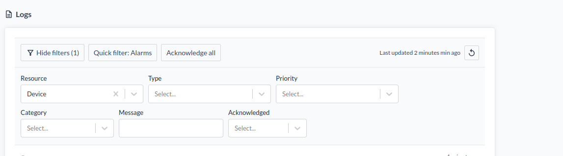 Die Logs-Seite mit geöffnetem Filterpanel, das die Filter Resource, Type, Priority, Category, Message und Acknowledged zeigt